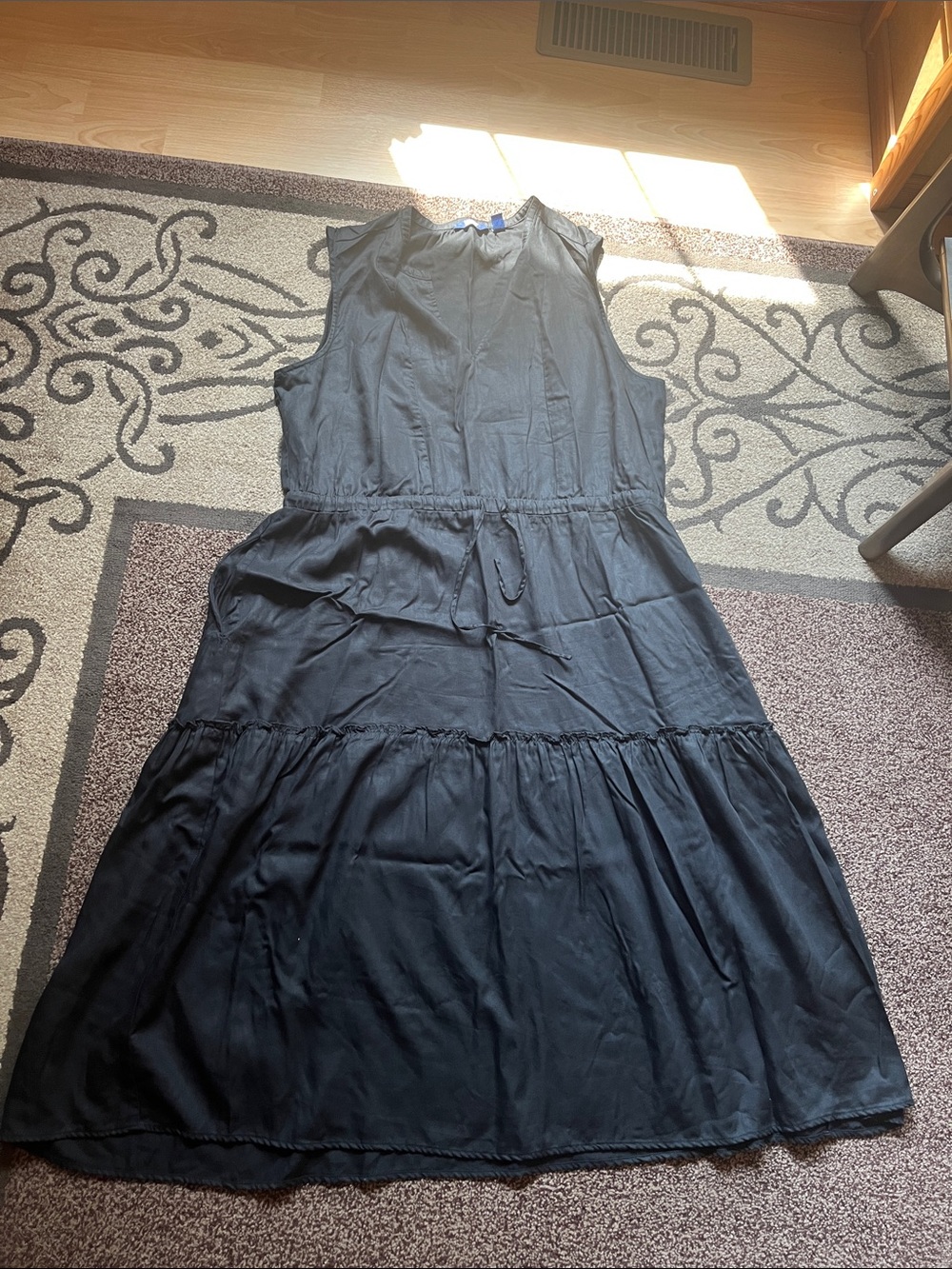 Lands' End Black Sleeveless Tiered Maxi Dress